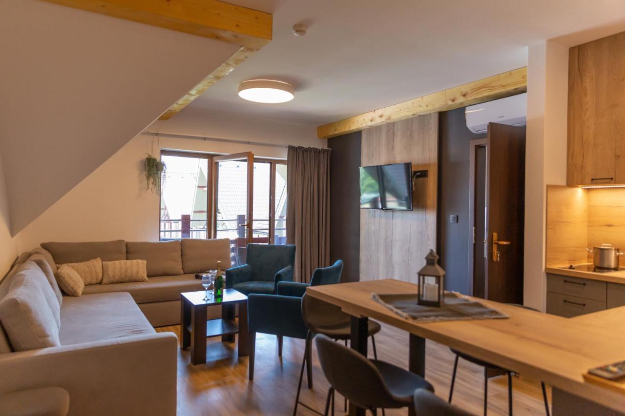 Apartman Aqua Besenova Bagian luar foto