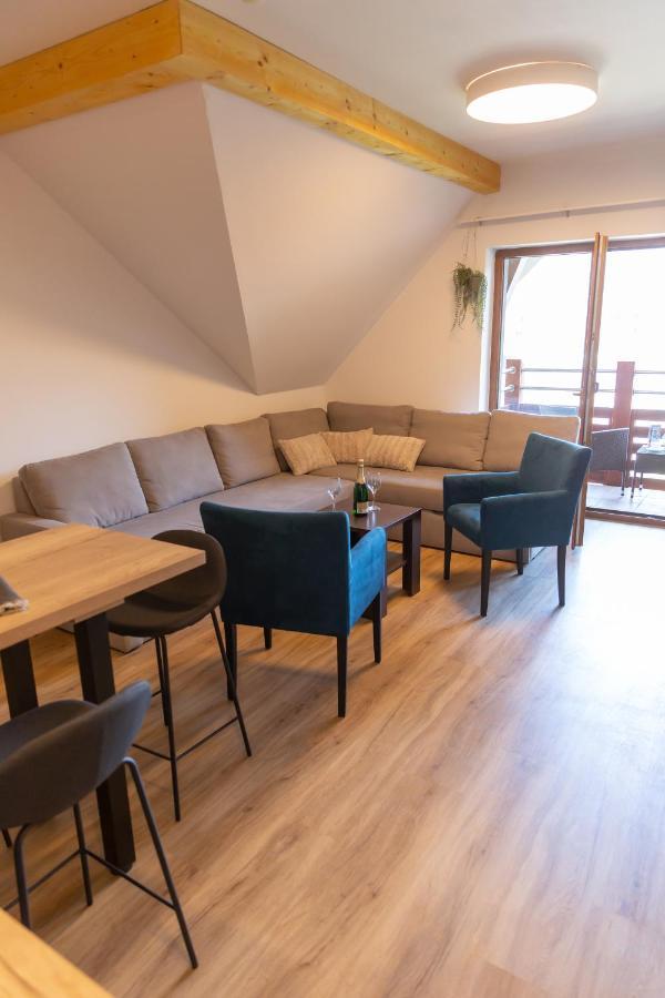 Apartman Aqua Besenova Bagian luar foto